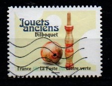 timbre oblitéré de 2023 n°2374 de la série jouets anciens - Bilboquet