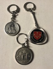 LOT 3 PORTE CLES DIVERSES CATHÉDRALES REF69430