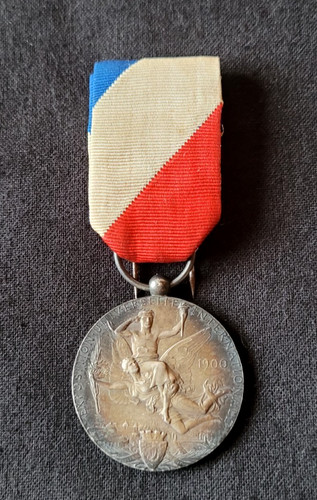 Médaille aux ouvriers - médaille,