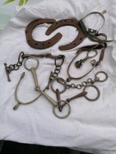 Équitation : 2 anciens fers