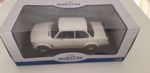 Bmw ème modelcar 2002 - 1/18,