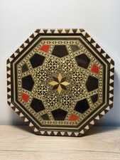 Dessous de plat marqueté