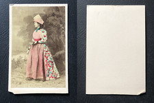 Costumes des Pays-Bas, Femme