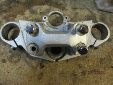 TE DE FOURCHE SUPERIEUR HORNET 600  années 2003/2004