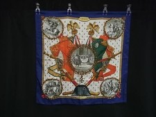 Foulard en soie bleu HERMES