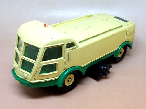 Dinky toys réf 596 - toys,