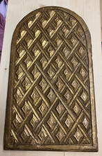 Porte de tabernacle, noyer sculpté et doré, XVIIème OU XVIIIème 