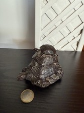3 TORTUES/ SOCLE ATTNANTT EN BRONZE/ ASIE SUD-EST/ XX SIECLE