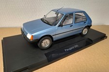Peugeot 205 Bleu 1984 1/18