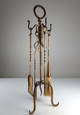 Ensemble sculptural de cheminée en fer forgé doré, années 1960