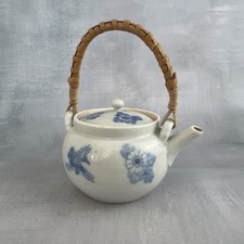 ASIE ancienne petite théière porcelaine décor floral bleu blanc à identifier