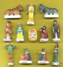 * GROSSES FEVES SANTONS CRECHE NUIT PROVENCALE FILET OR  mesurent entre 4 et 6cm