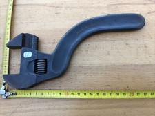 (n°661 OLD TOOL  OUTIL ANCIEN DE METIER,  Grosse clé à molette de mécanicien