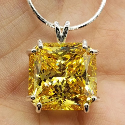 Pendentif solitaire diamant