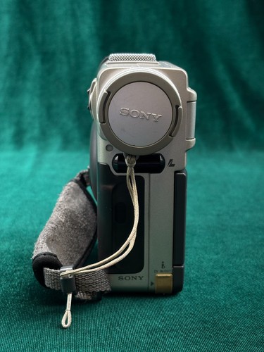 Sony dcr pc10e pour pièces - dcr-pc10e,