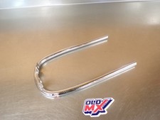 Pontet de garde boue avant