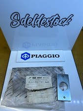 1 plaque poignée porte  piaggio 246387 ape
