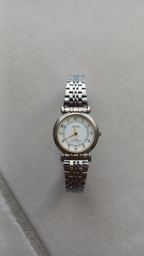Montre quartz action - quartz,