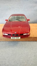 voiture mininature  1/18  "BMW 850I  " maisto