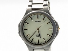 Montre Seiko 7N01-7100