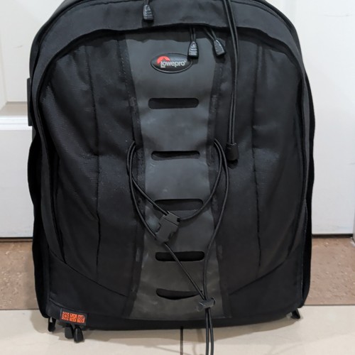 Lowepro trekker black camera - lowepro,
