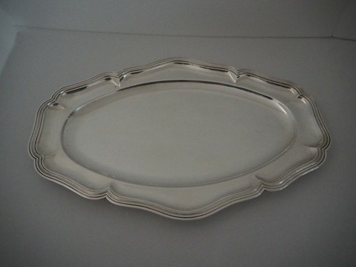Plat forme ovale -  plat,