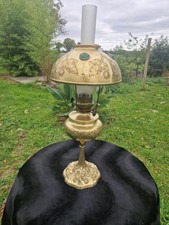 Lampe à pétrole ancienne en laiton Art Nouveau avec cabochons verts