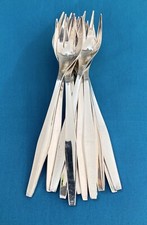 12 fourchettes à gâteaux