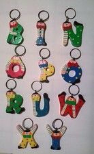 Lot de 25 porte-clés lettres