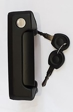 POIGNEE DE PORTE LATERALE