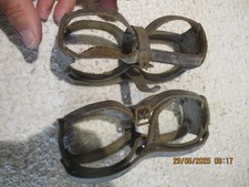 2) Ancienne trousse étui Lanière de Cuir à Paire de Boules de Pétanque J.B JB