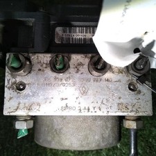 Bloc ABS (freins anti-blocage) RENAULT CLIO 3 phase 2 STE 7701209606