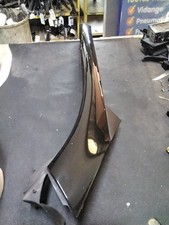 Enjoliveur de pare-brise Gauche RENAULT GRAND SCENIC 3 Année 2010 Couleur Nv676