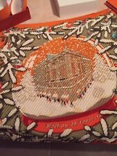 Foulard Hermès intitulé « NOEL AU 24 FAUBOURG» PLISSE orange, prix 950€ RARE !