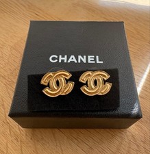 Boucles d'oreilles CHANEL