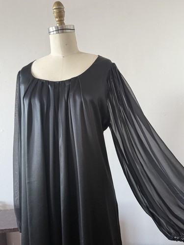 Vtg anne fontaine - silk, satin