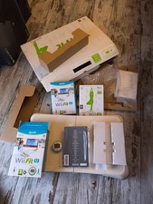 Jeu Wii U  " Wii fit U " Complet + Fit Meter + Wii balace board + Wii Fit