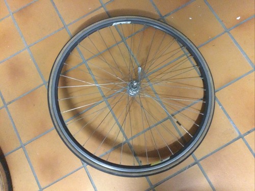 Ancienne roue jante 700 - roue,