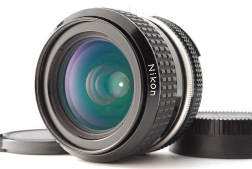 Objectif grand angle nikon - grand,