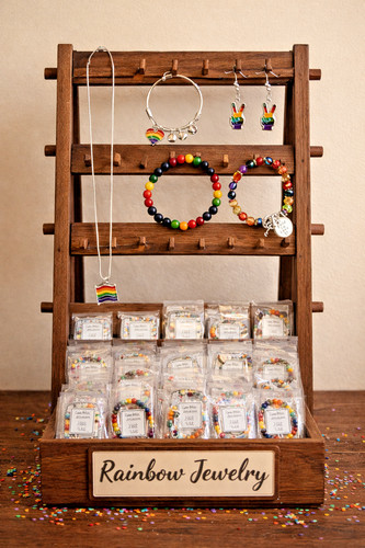 Wholesale jewelry lot - 95,