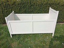 Ancien lit d'enfant laqué blanc datant du début 1900