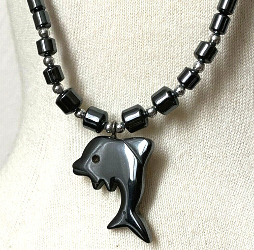 Collier hematite dauphin - collier,