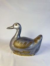 Boite canard en étain décor laiton