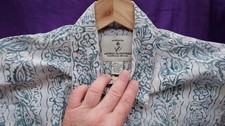 Chemise à fleurs Bleu blanc Taille Large Artisan Outfitters 100 % coton 195 gr