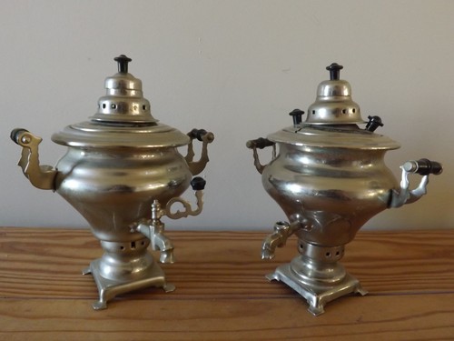 Lot mini samovars - de, métal