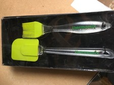COFFRET SPATULE ET PINCEAU EN SILICONE DE CHEZ THERMOMIX