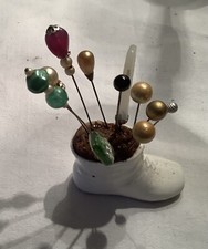 Épingles Chapeaux anciennes avec son support porcelaine occasion H
