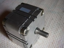 Vérin pneumatique Ø 80 x 25