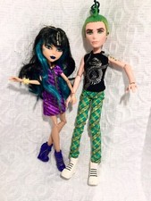 MONSTER  HIGH  Cleo De Nile