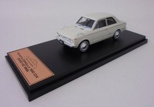 Toyota Corolla 1100 DX 1966 - 1/43 Hachette Premium X voiture JPL28